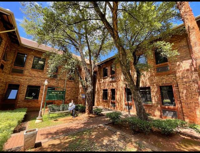 BUSINESS PROPERTY TO RENT IN LYTTELTON